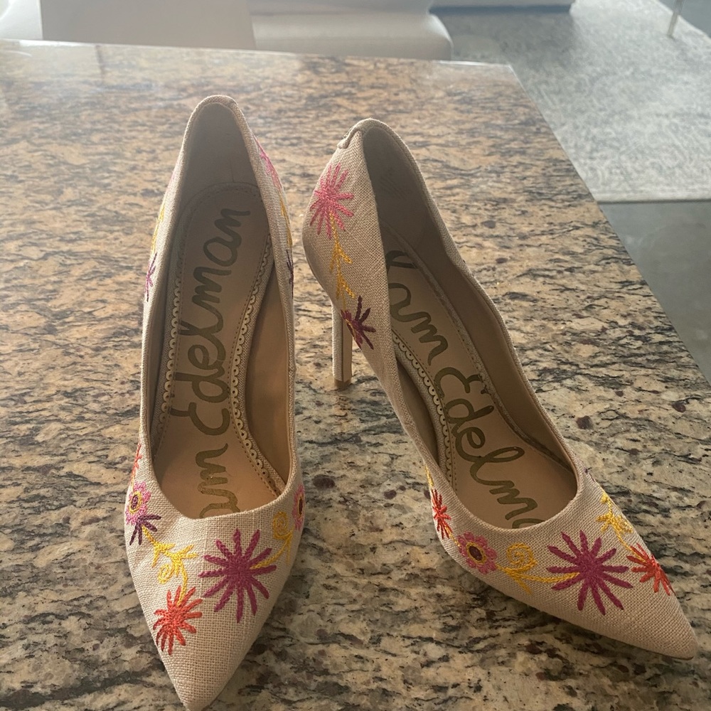 Same Edelman heels